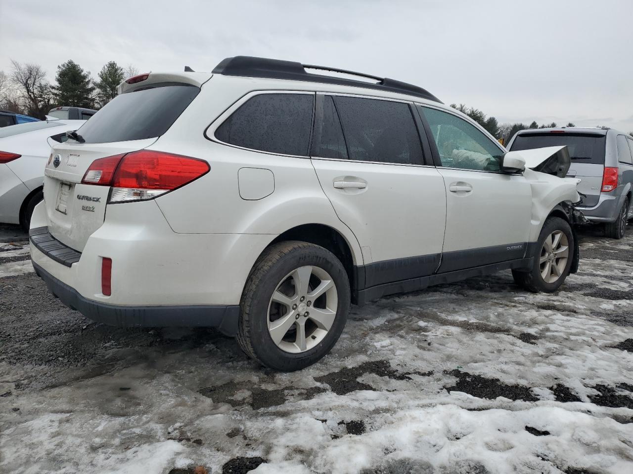 SUBARU OUTBACK