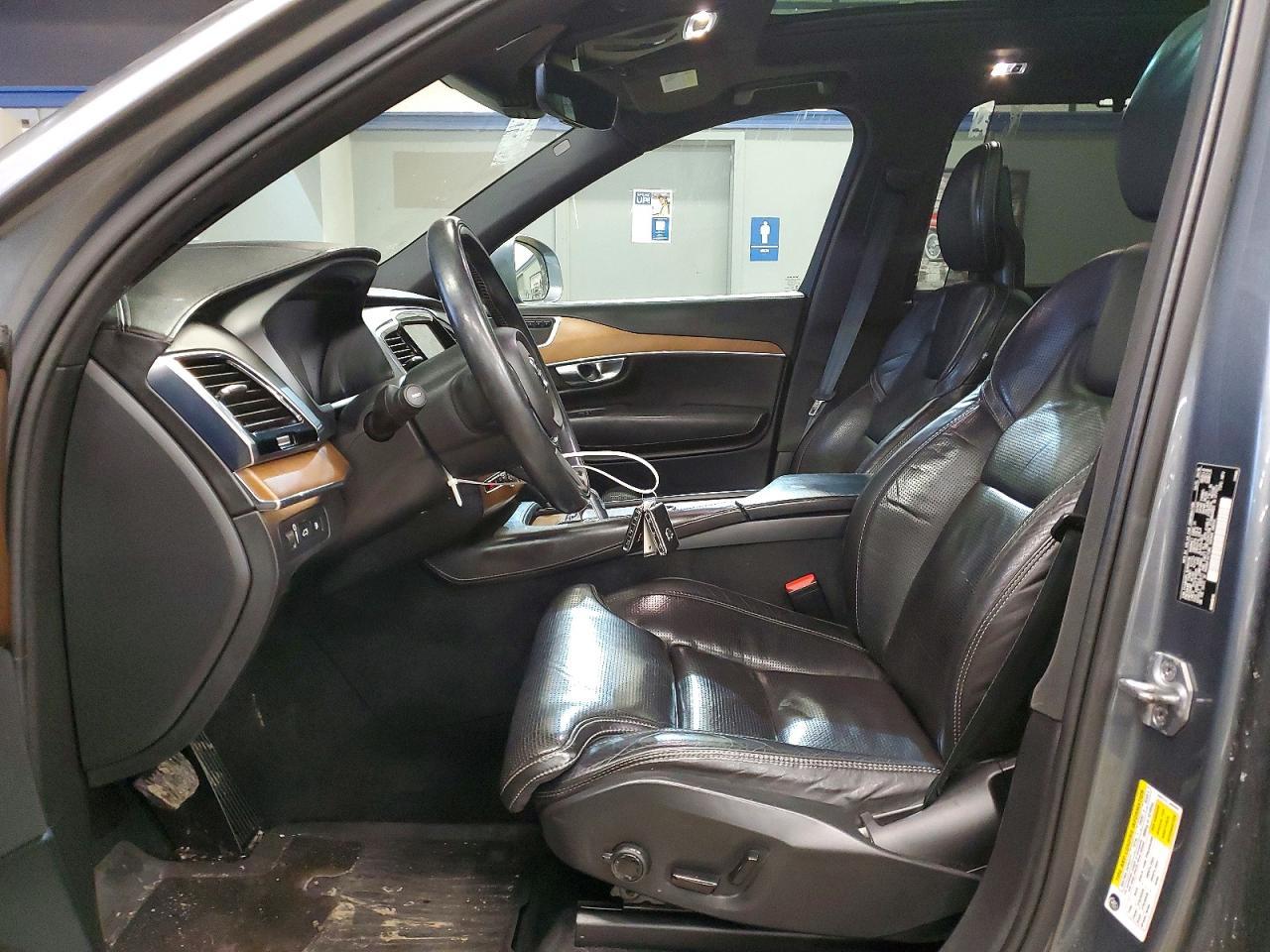2016 VOLVO XC90 RECHARGE — фото 7