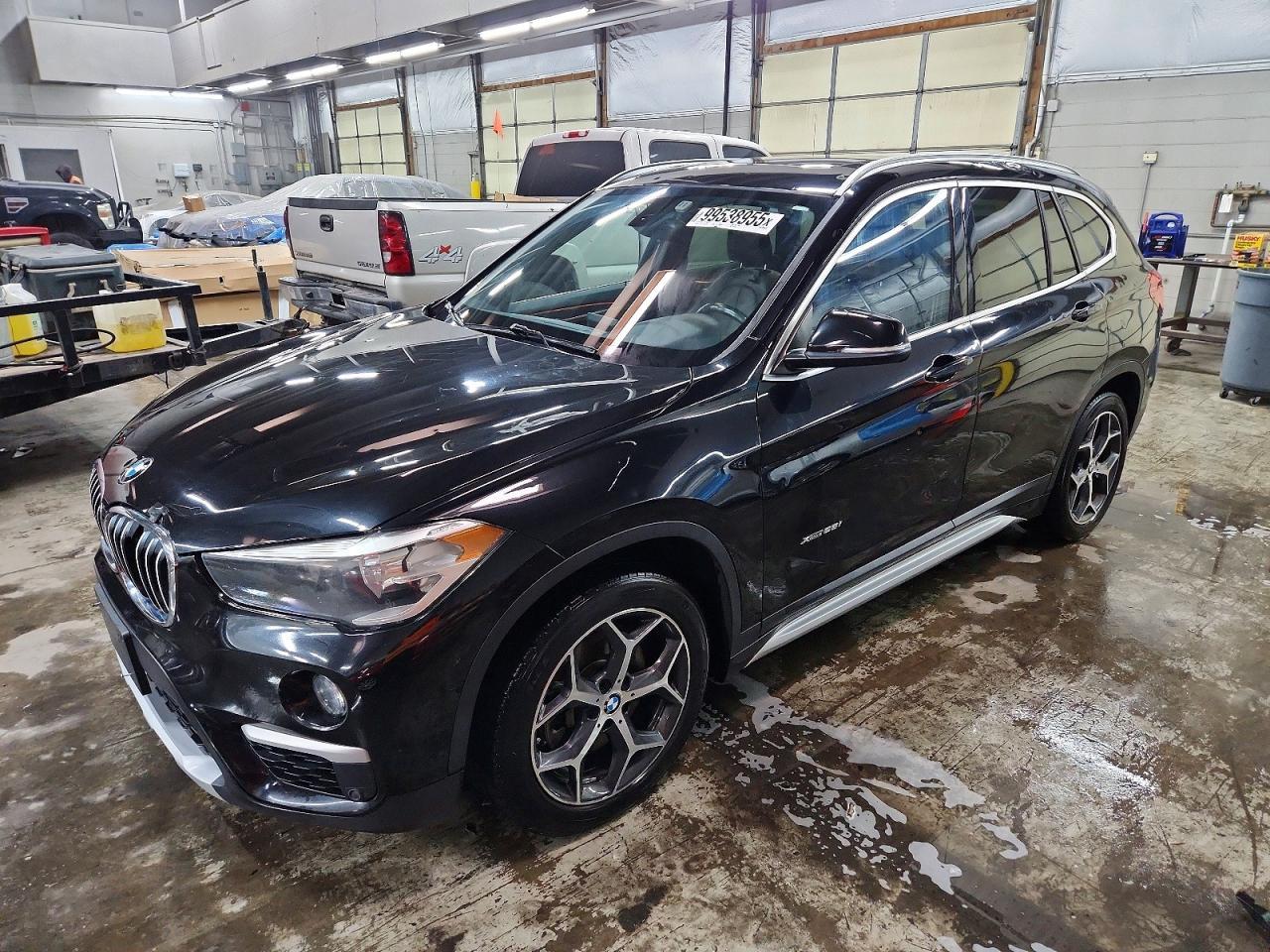 2018 BMW X1 — фото 1