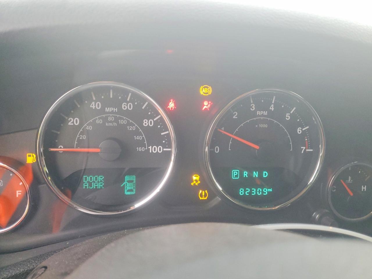 2016 JEEP WRANGLER — фото 9