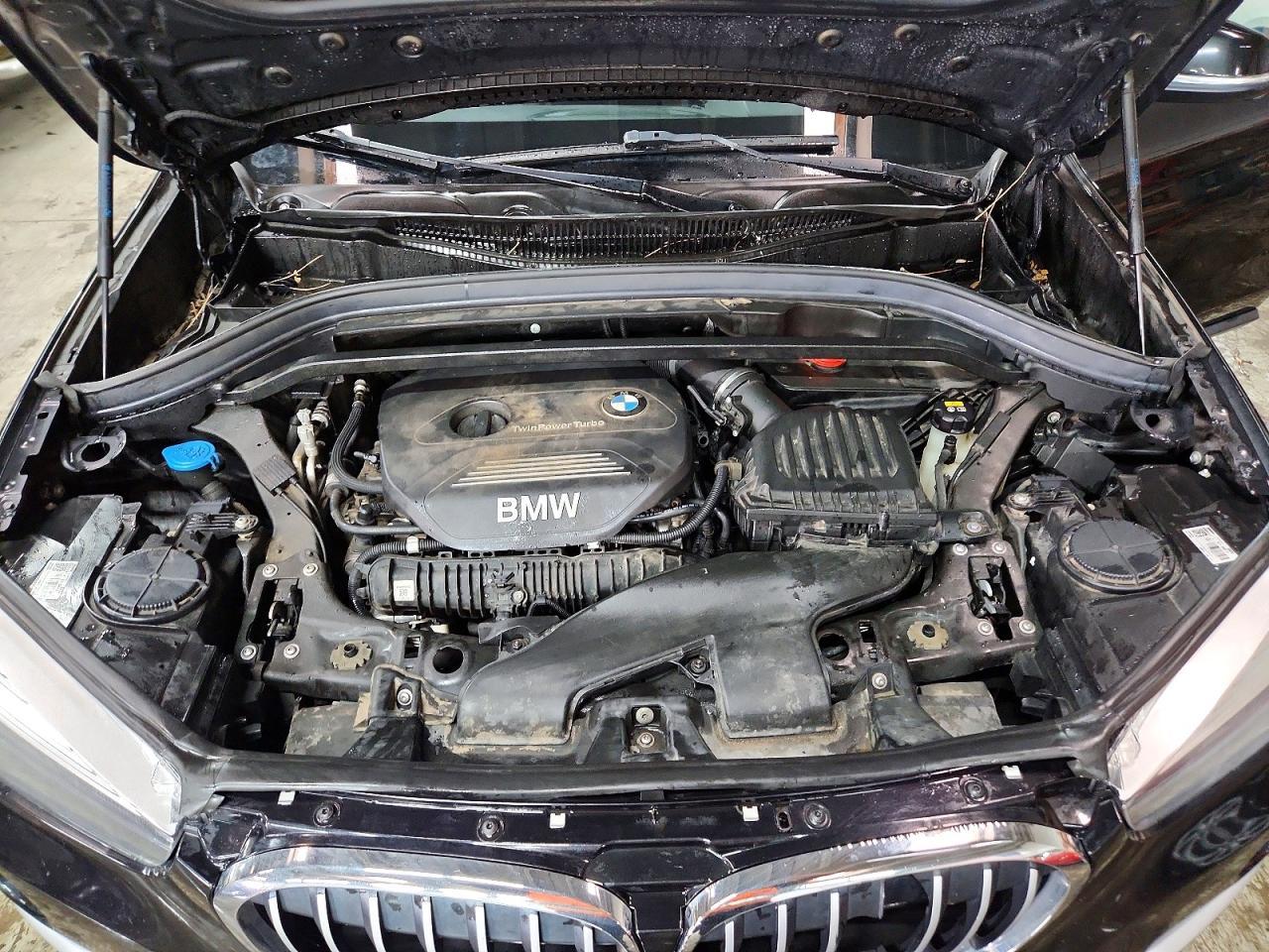 2018 BMW X1 — фото 12