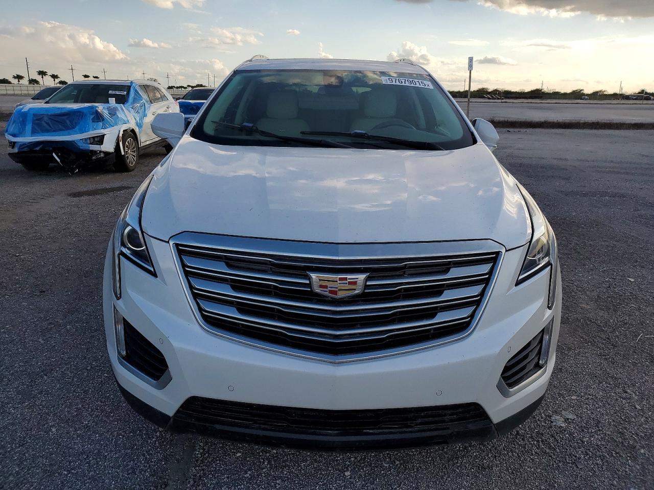 2019 CADILLAC XT5 — фото 5