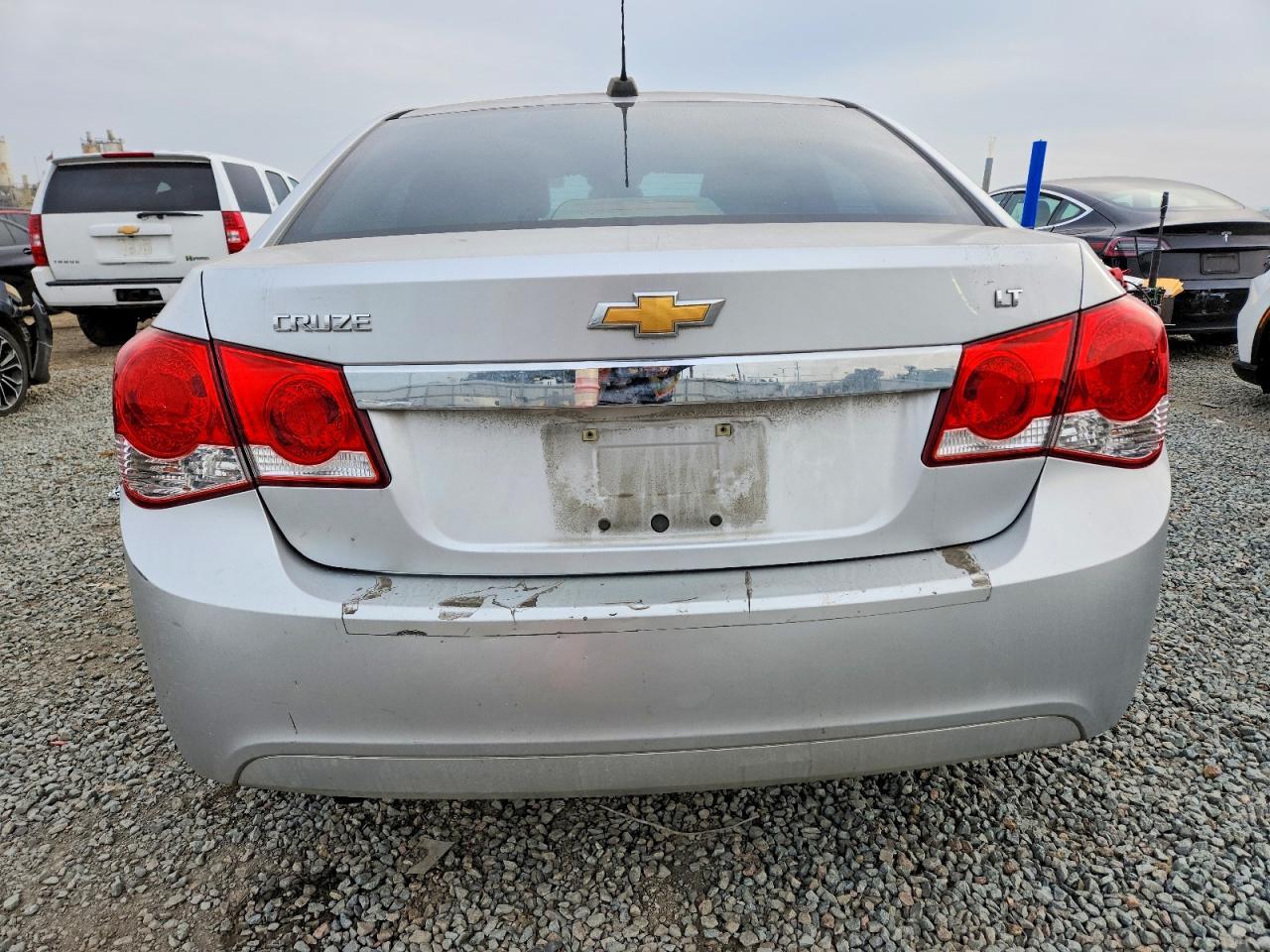 CHEVROLET CRUZE