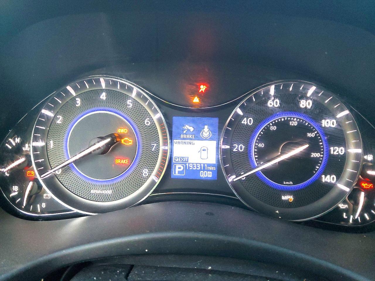INFINITI QX80