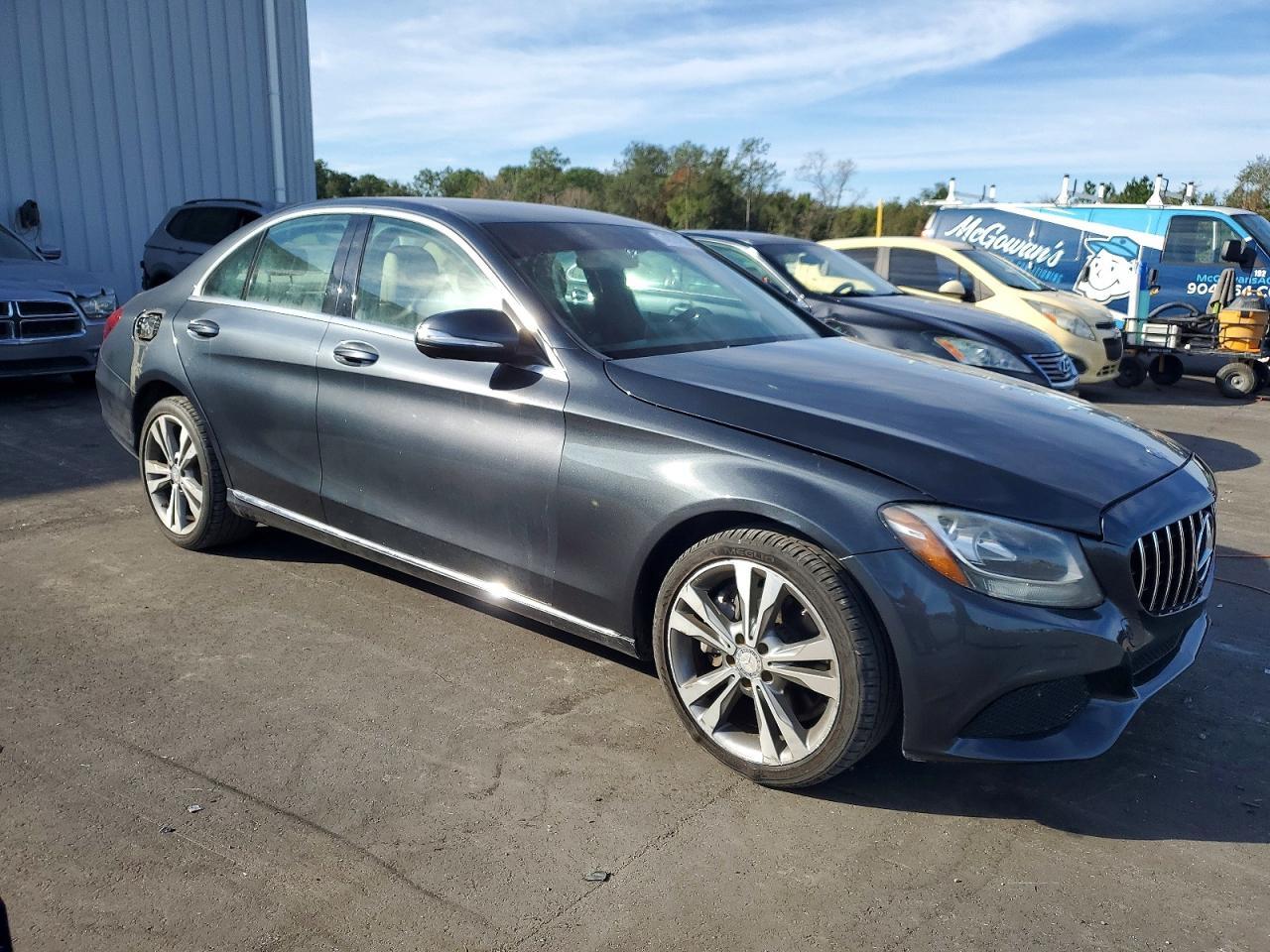 2015 MERCEDES-BENZ C-CLASS — фото 4