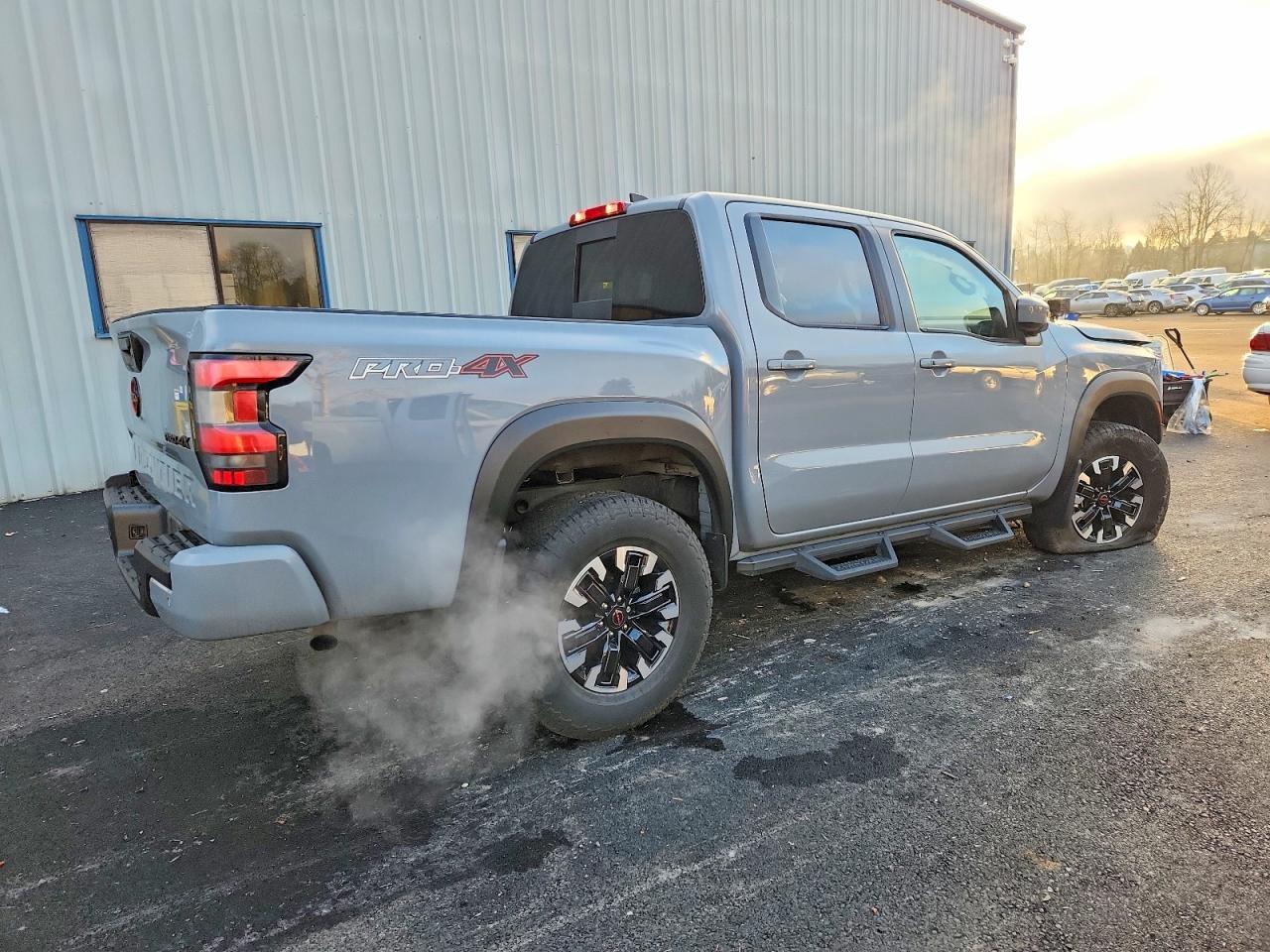 NISSAN FRONTIER
