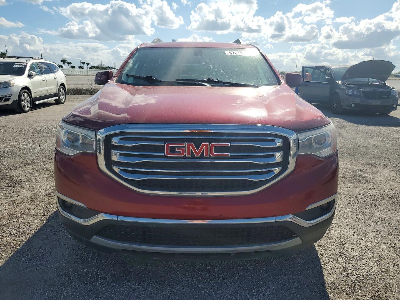 2019 GMC ACADIA — фото 5