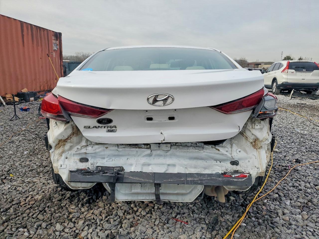 2018 HYUNDAI ELANTRA — фото 6