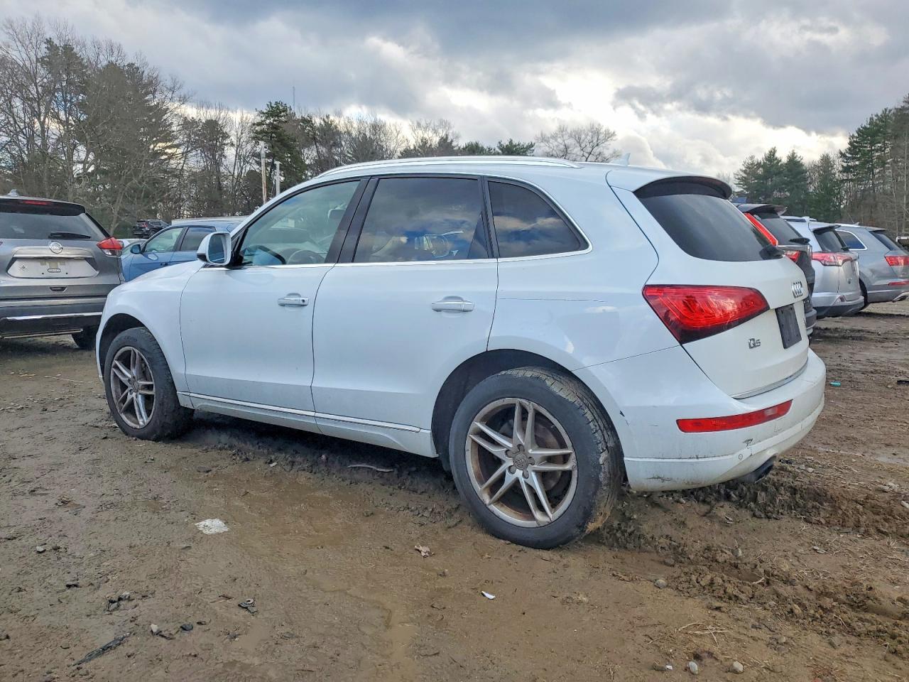 AUDI Q5