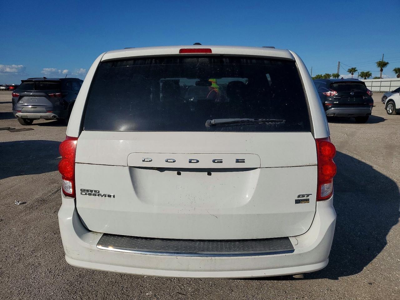 2019 DODGE GRAND CARAVAN — фото 6