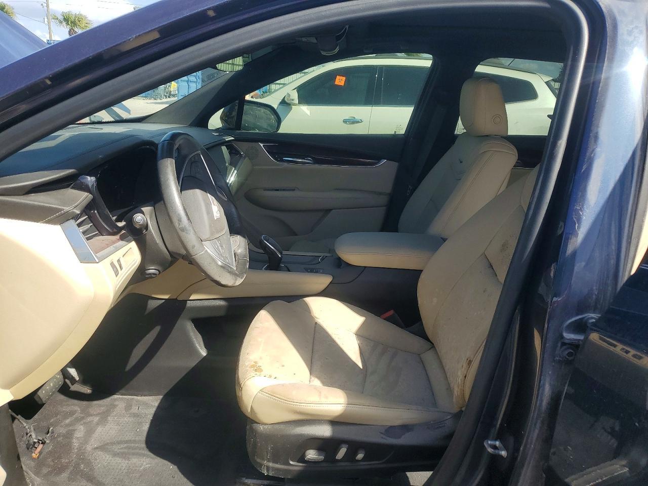 2018 CADILLAC XT5 — фото 7