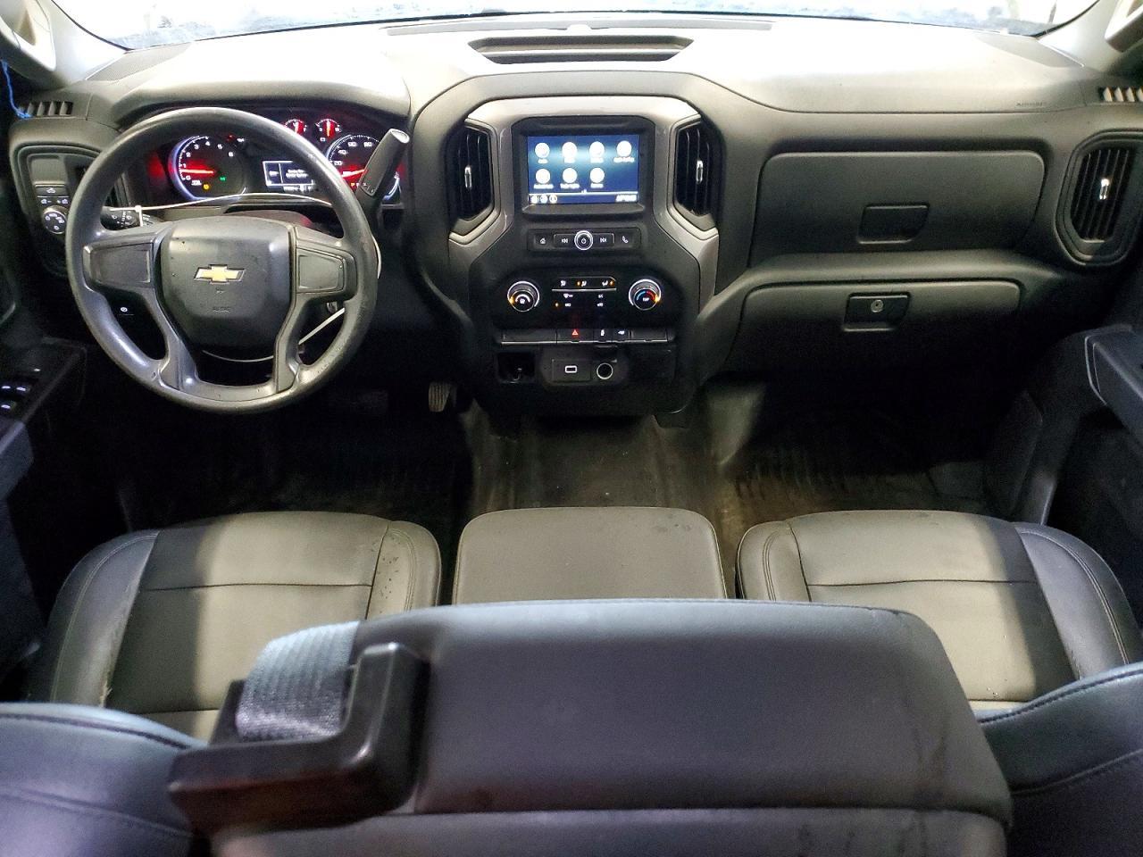 CHEVROLET SILVERADO