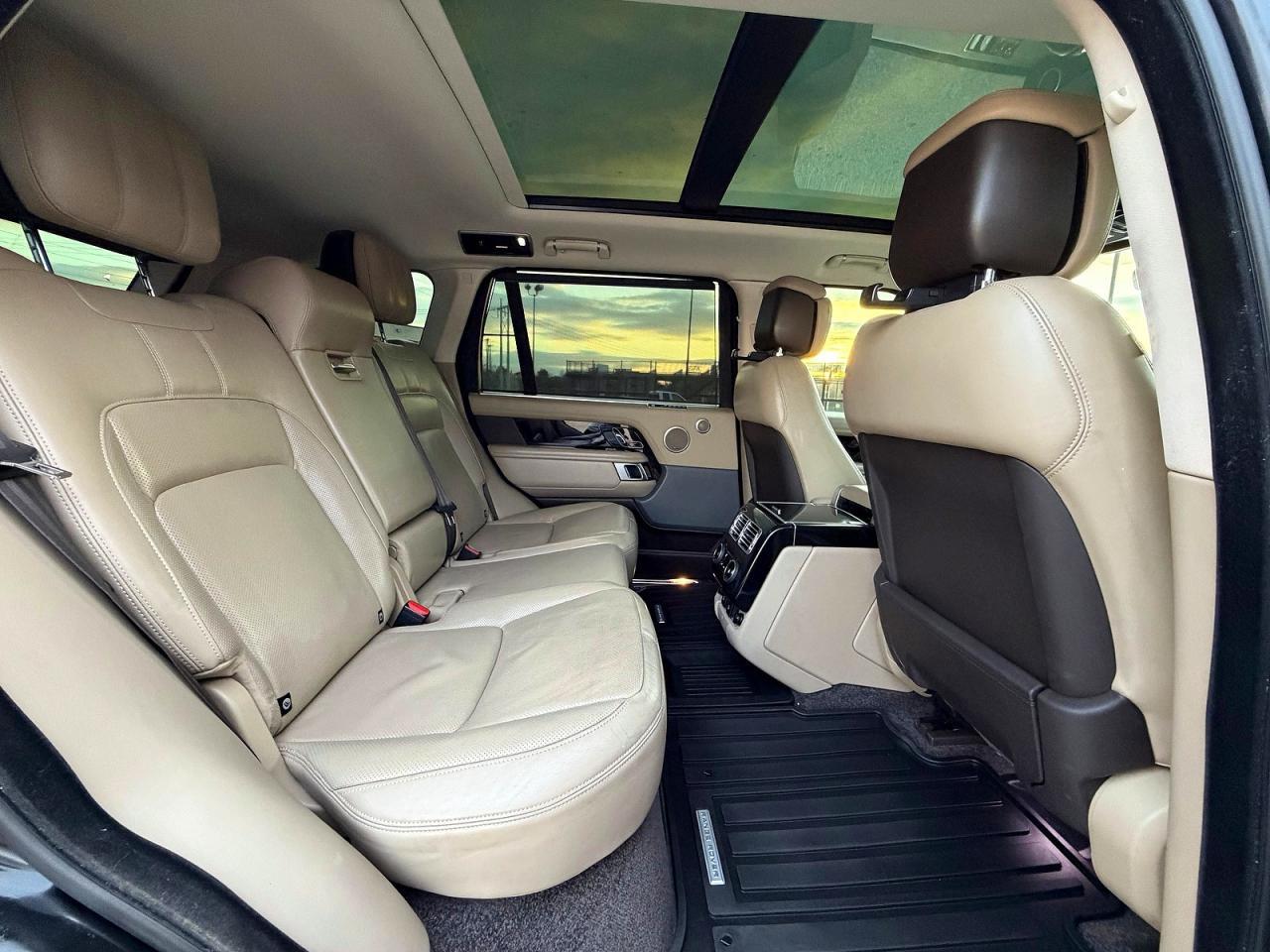 LAND ROVER RANGE ROVER
