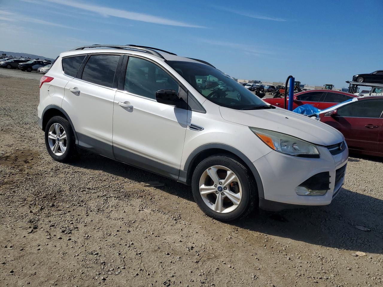 FORD ESCAPE