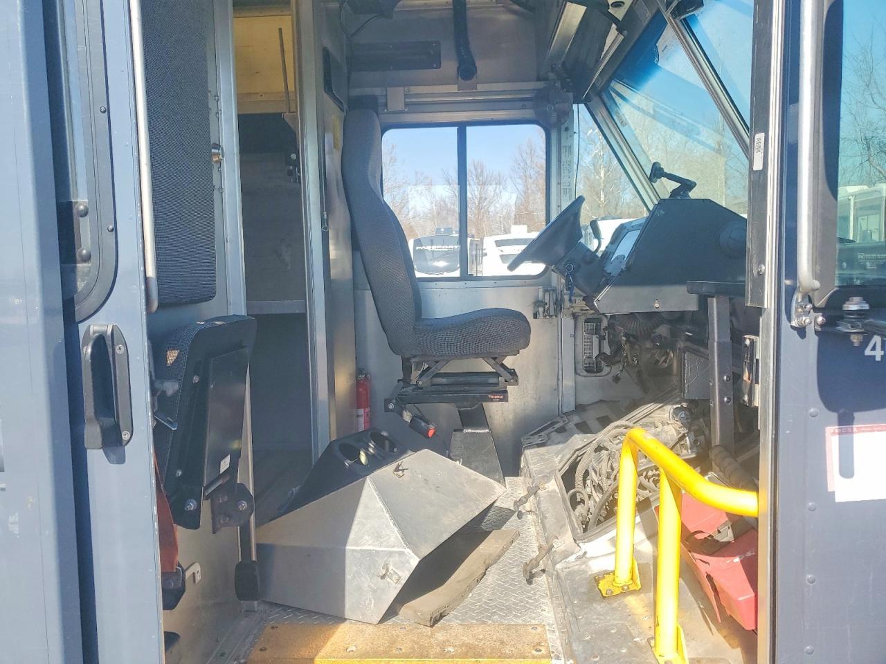 2019 FORD ECONOLINE — фото 11