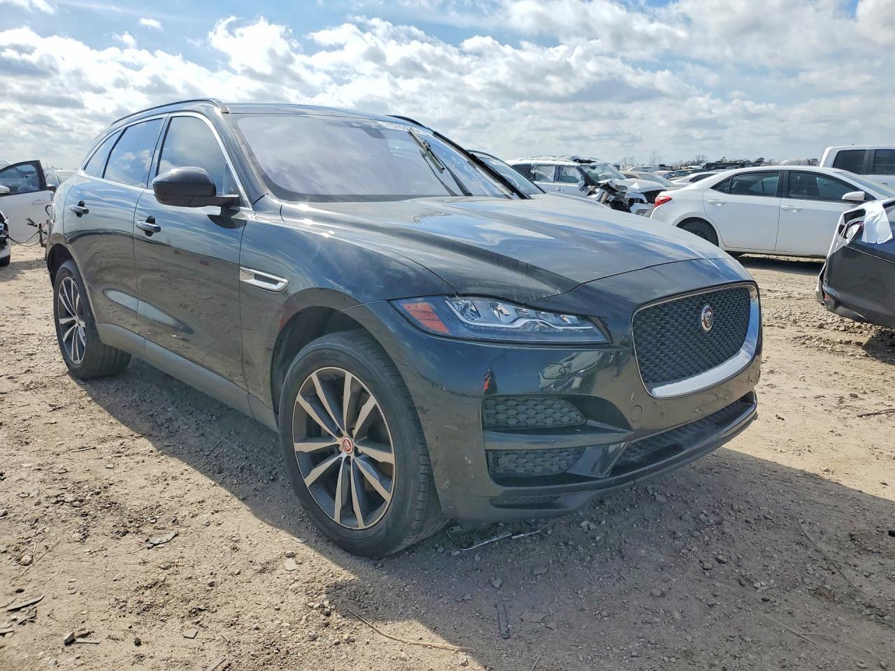 2017 JAGUAR F-PACE — фото 4