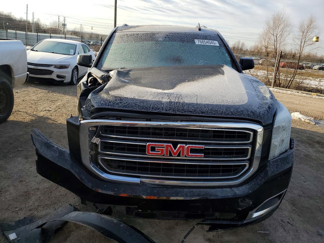 GMC YUKON