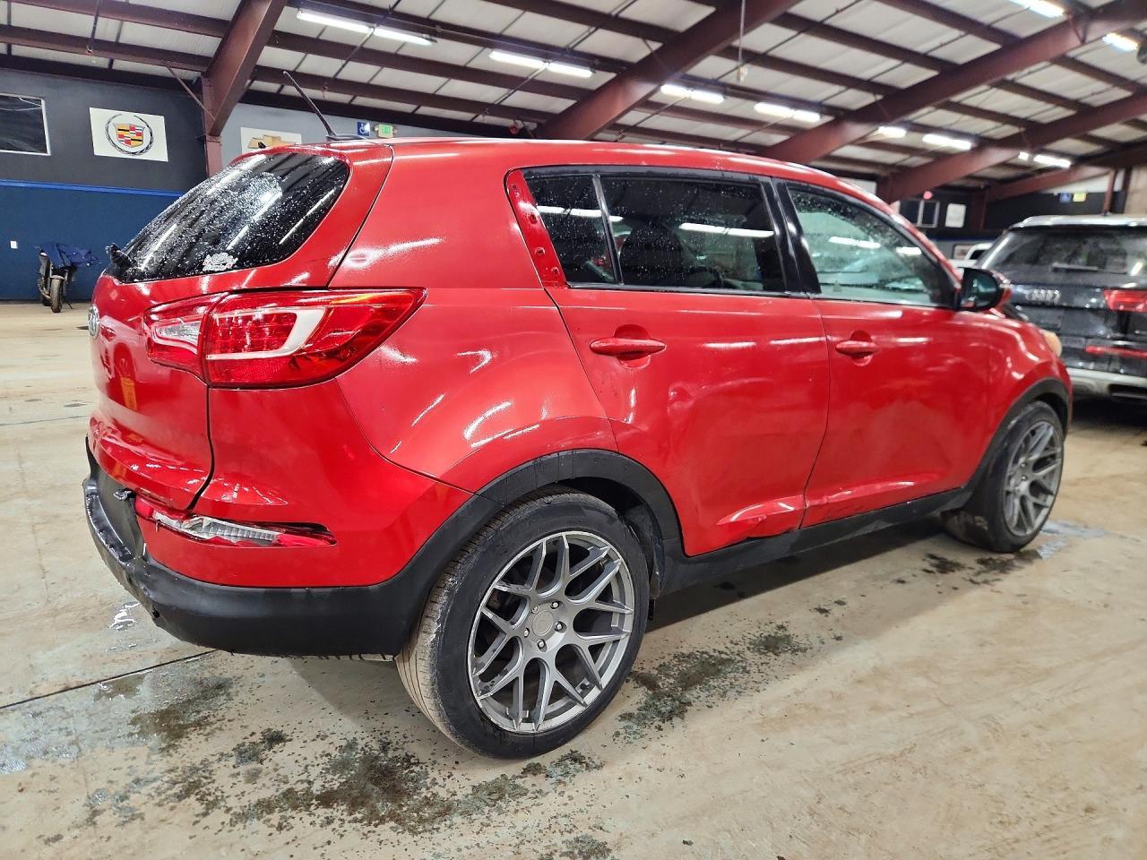 2011 KIA SPORTAGE — фото 3