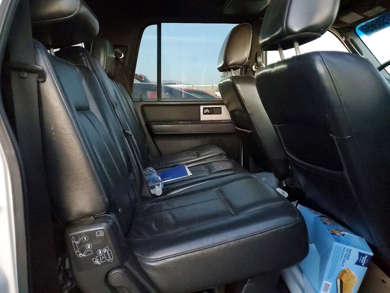 FORD EXPEDITION