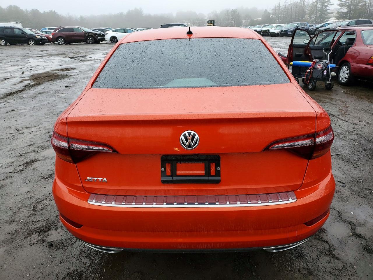 VOLKSWAGEN JETTA