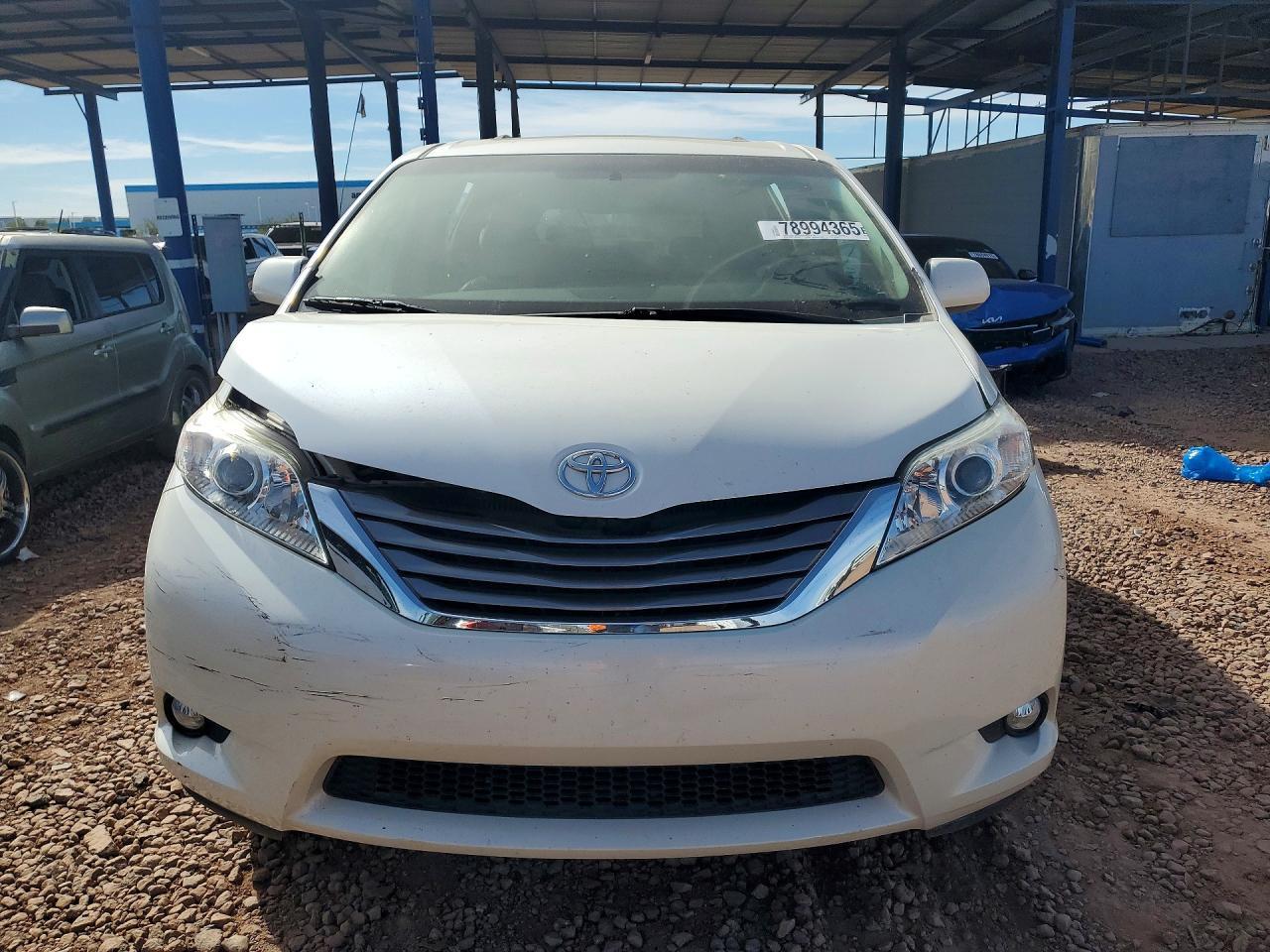2015 TOYOTA SIENNA — фото 5