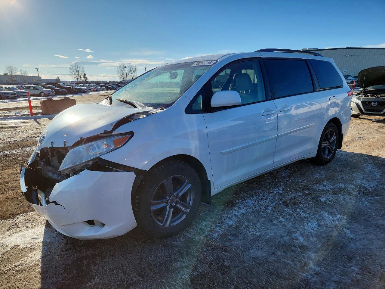 2014 TOYOTA SIENNA — фото 1