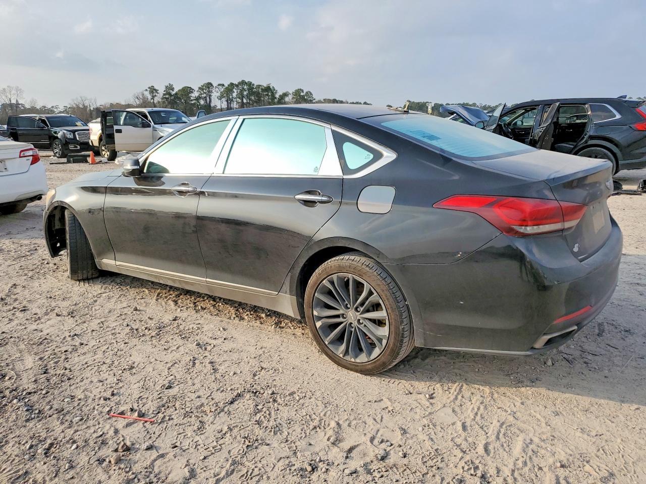 HYUNDAI GENESIS
