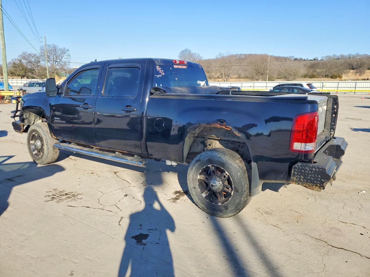 2010 GMC SIERRA 2500HD — фото 2