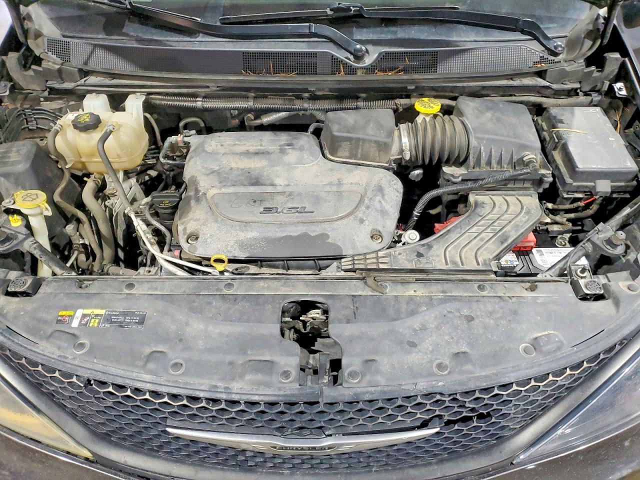 2022 CHRYSLER VOYAGER — фото 12