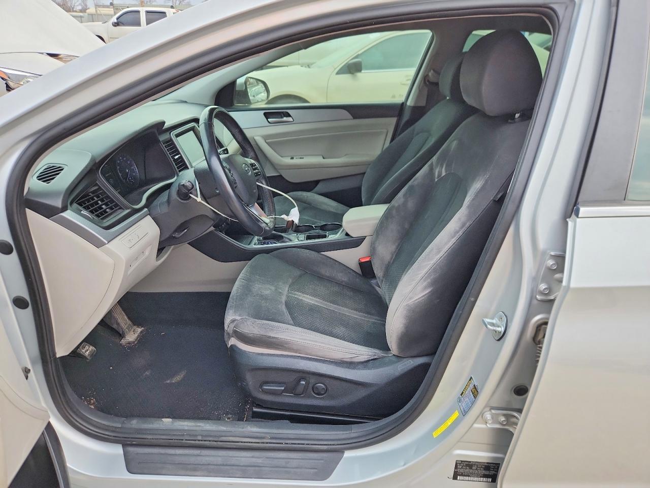 2019 HYUNDAI SONATA — фото 7