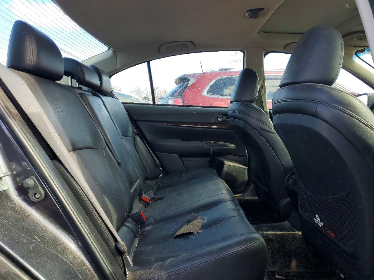 SUBARU LEGACY