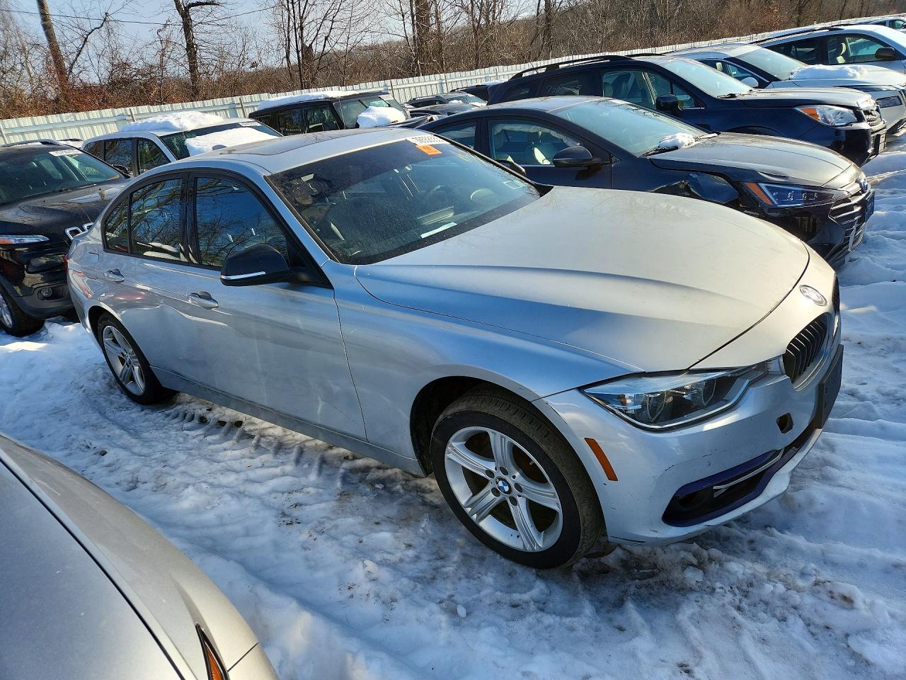 2016 BMW 3 SERIES — фото 4