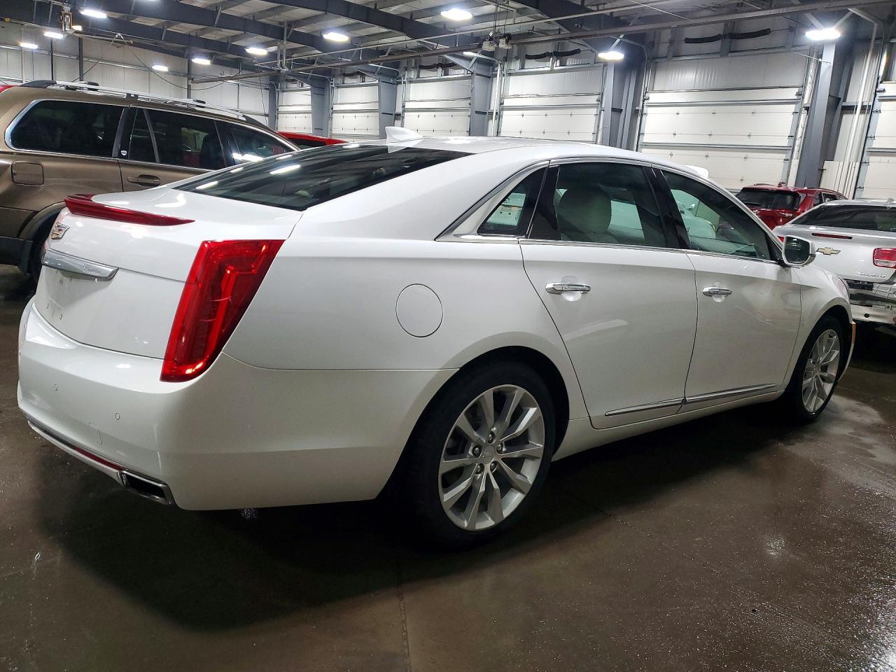 2017 CADILLAC XTS — фото 3