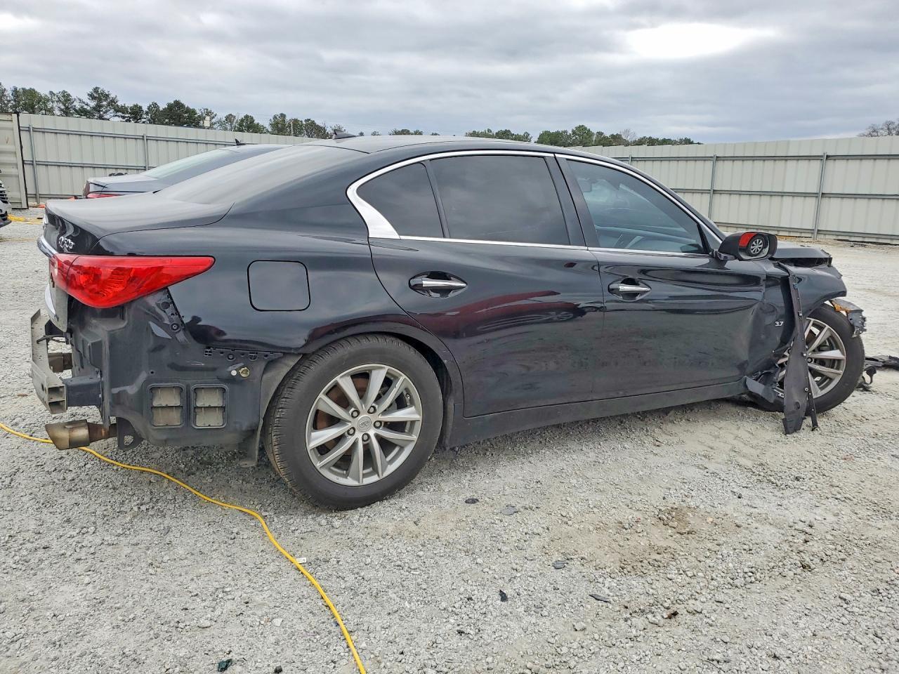 2015 INFINITI Q50 — фото 3