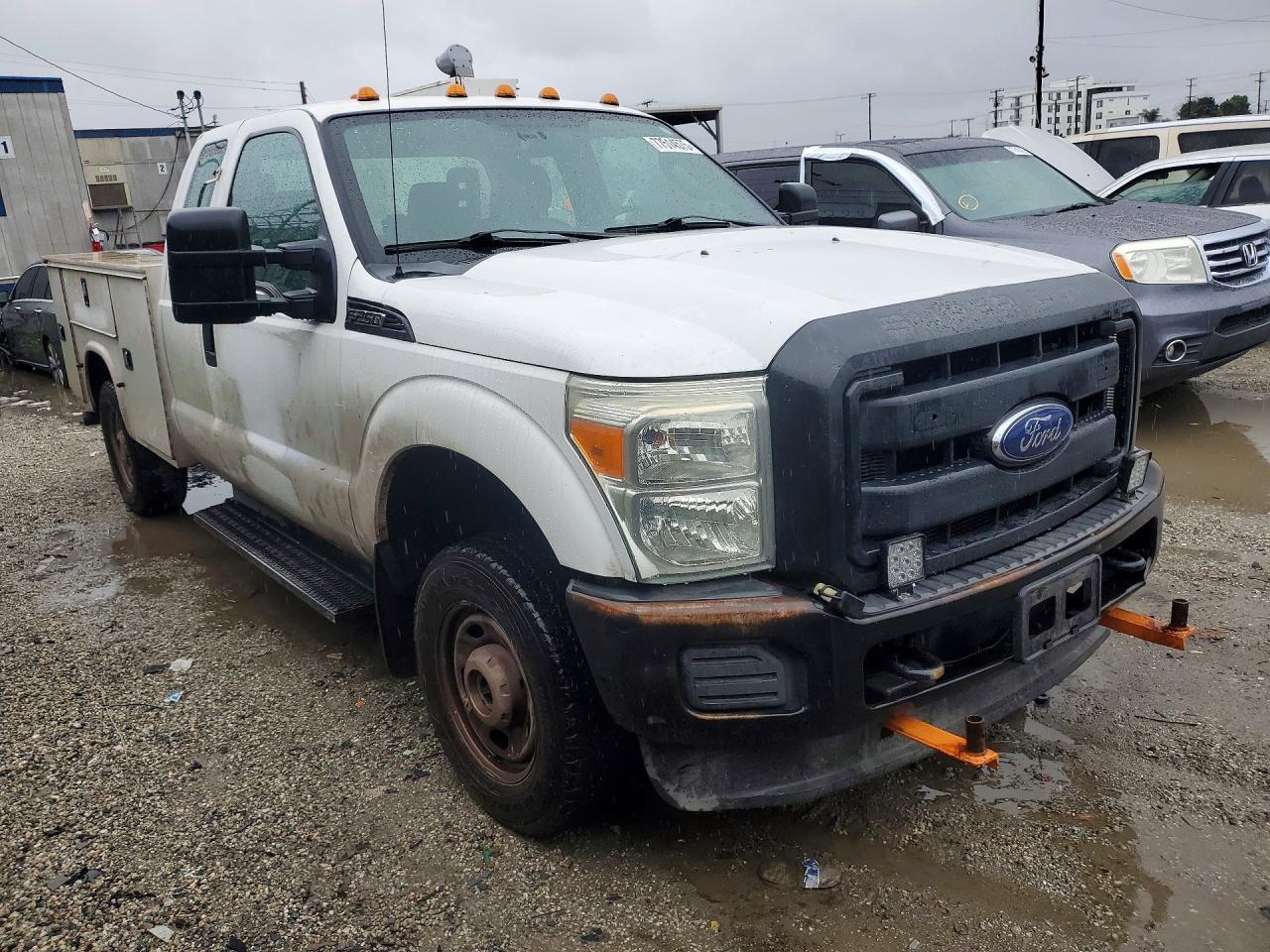 2015 FORD F-250 — фото 4
