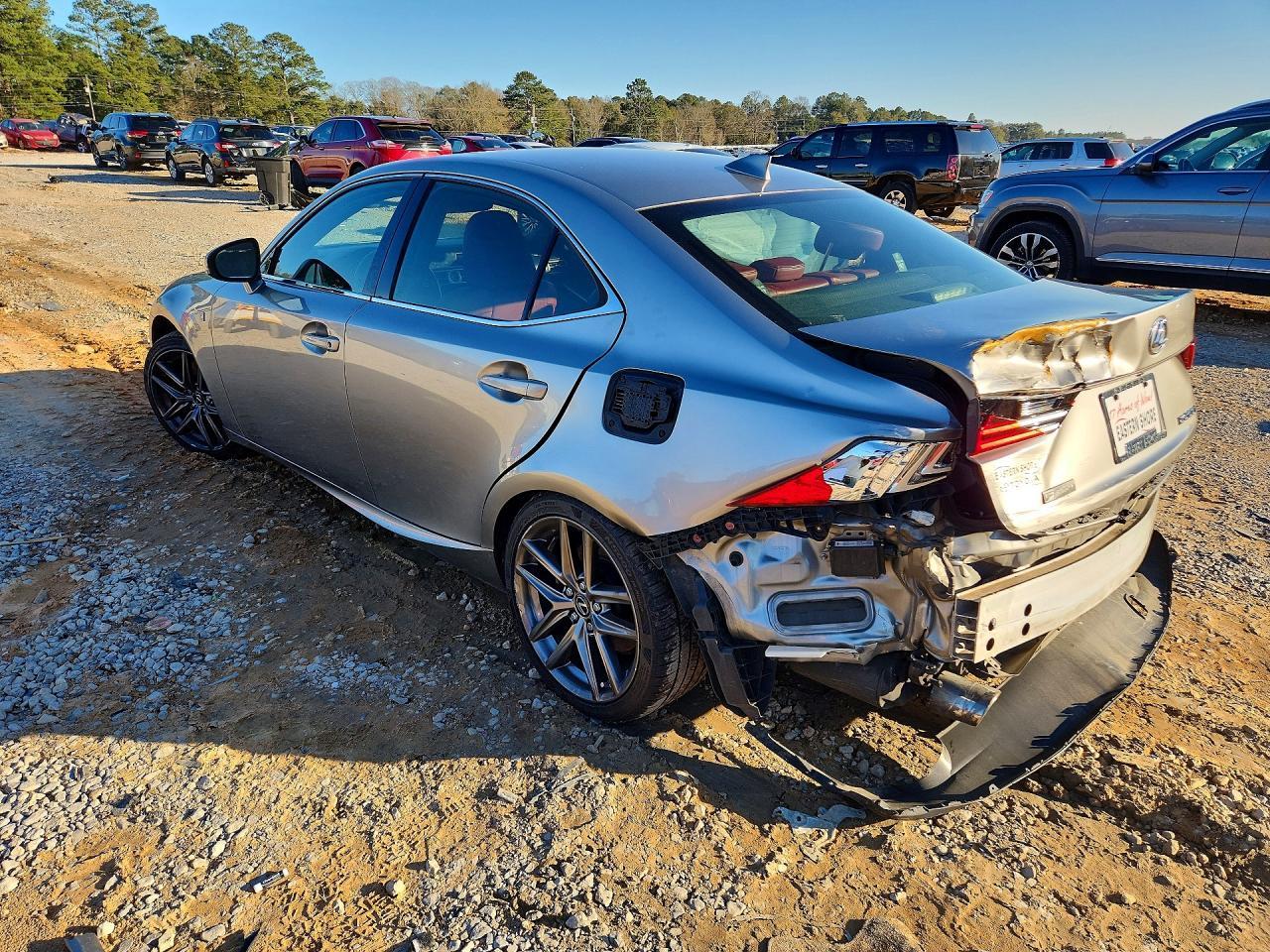 LEXUS IS 200T