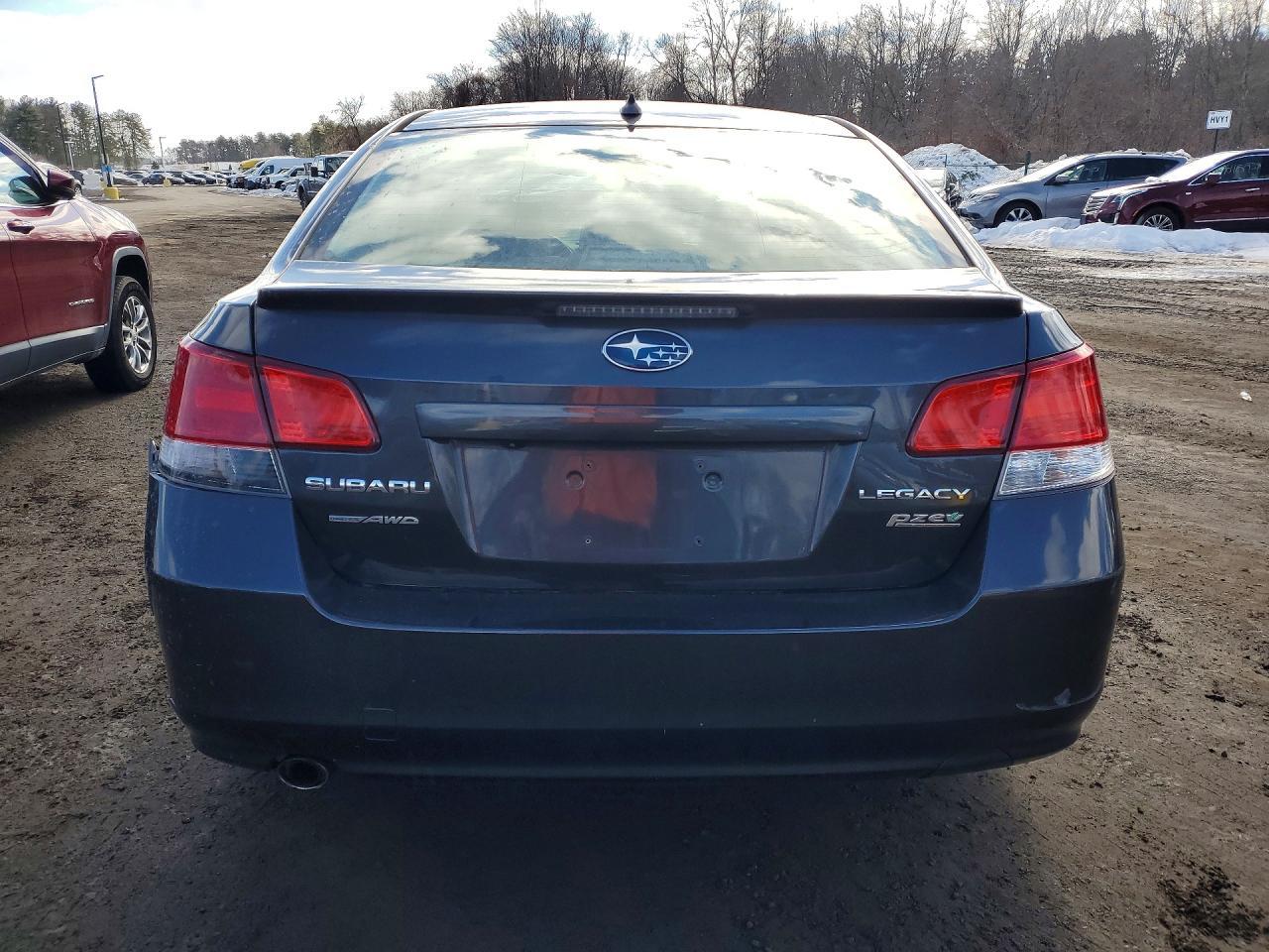 SUBARU LEGACY