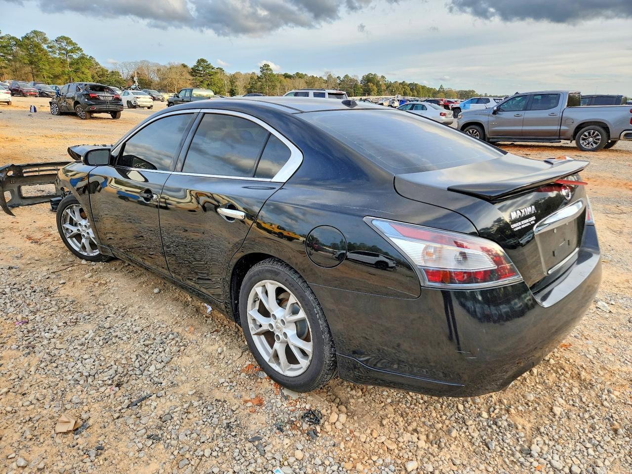 NISSAN MAXIMA