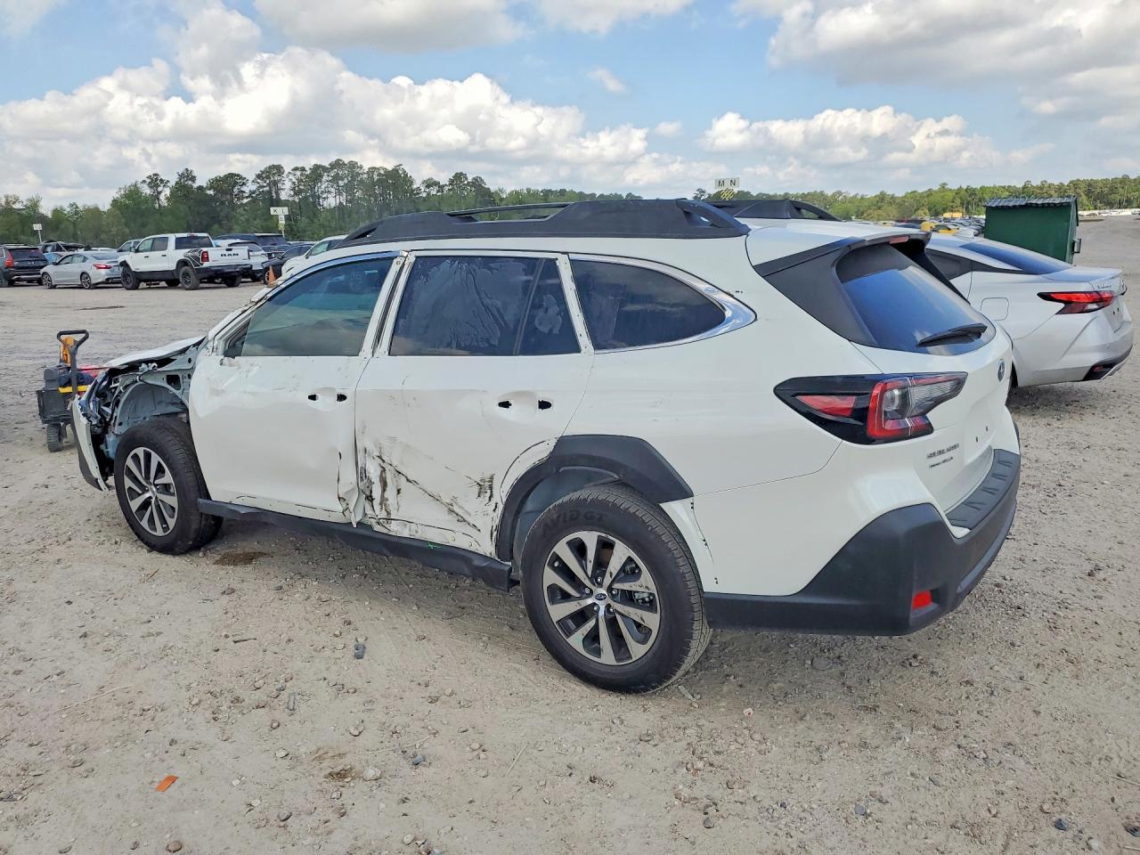 SUBARU OUTBACK