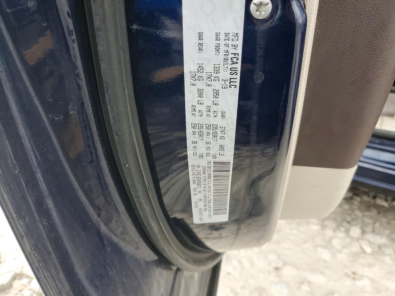 CHRYSLER PACIFICA
