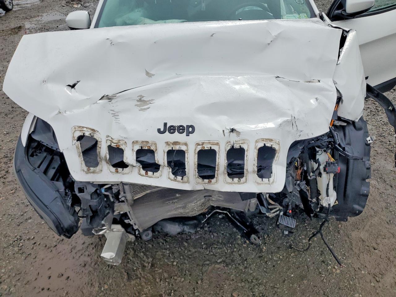 2019 JEEP CHEROKEE — фото 12