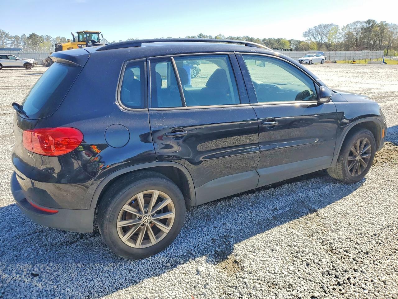 2018 VOLKSWAGEN TIGUAN — фото 3