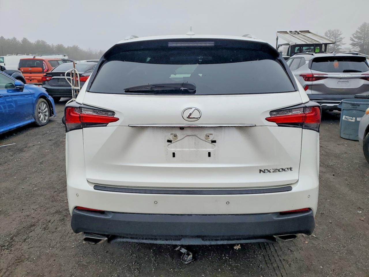 2017 LEXUS NX 200T — фото 6