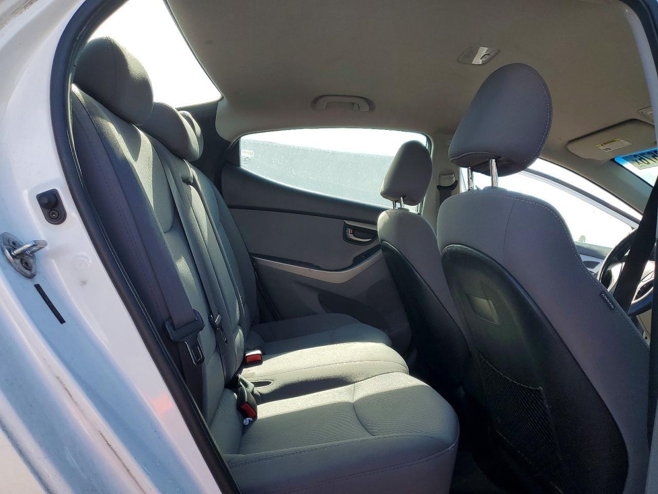 2014 HYUNDAI ELANTRA — фото 10