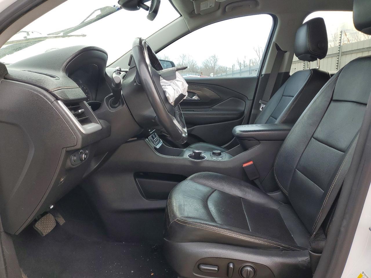 2020 GMC TERRAIN — фото 7