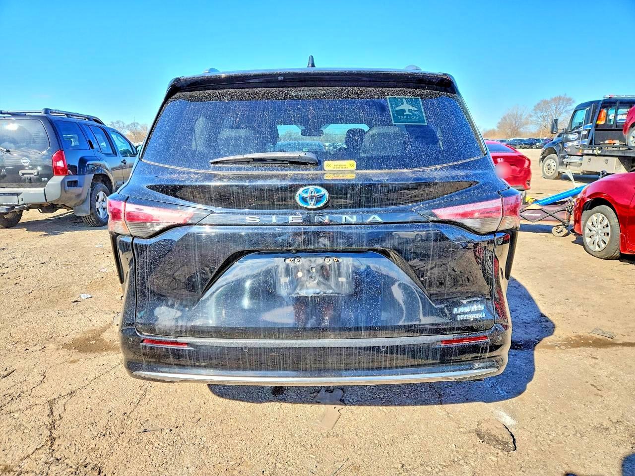 TOYOTA SIENNA