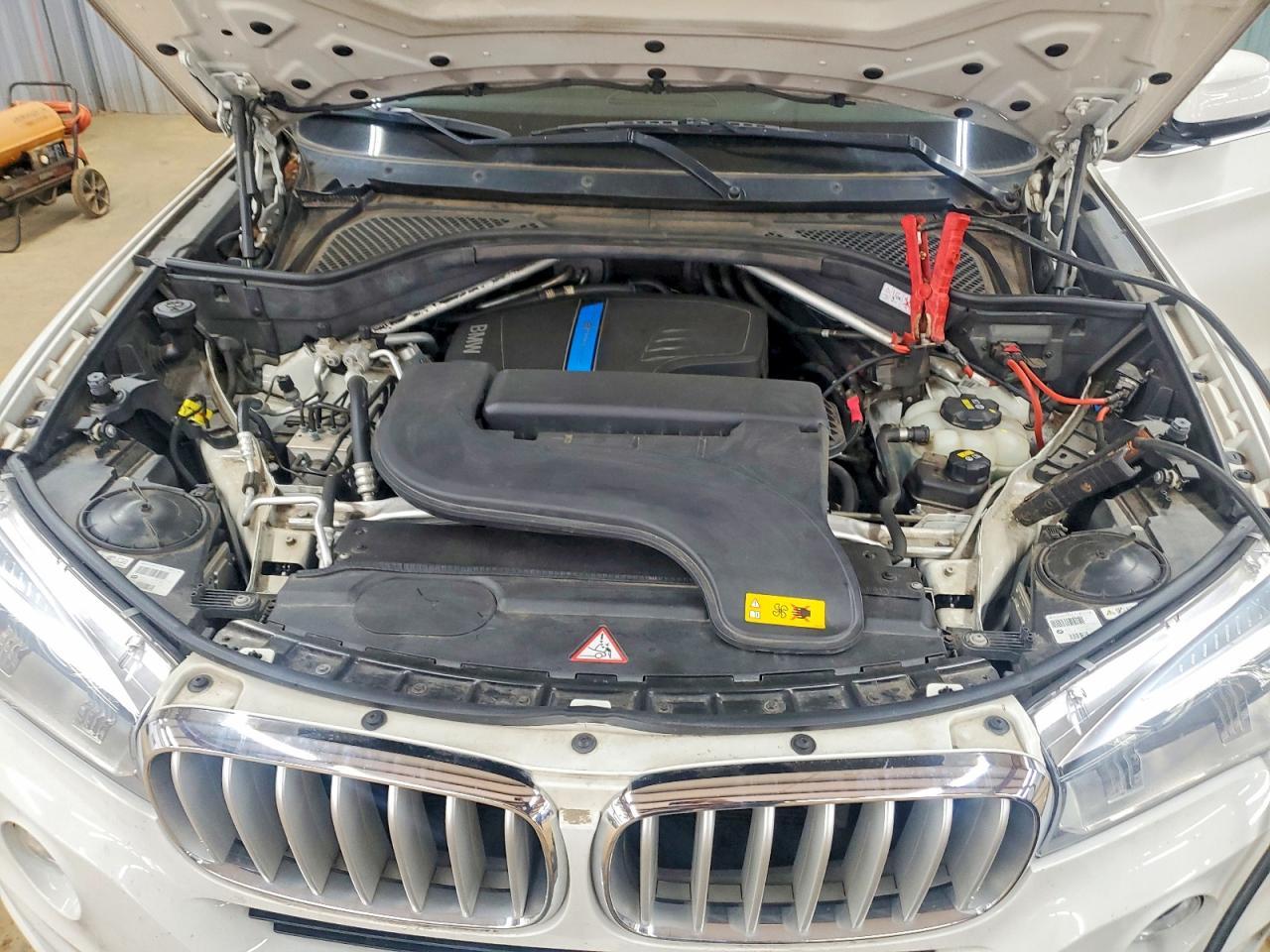 2016 BMW X5 — фото 12
