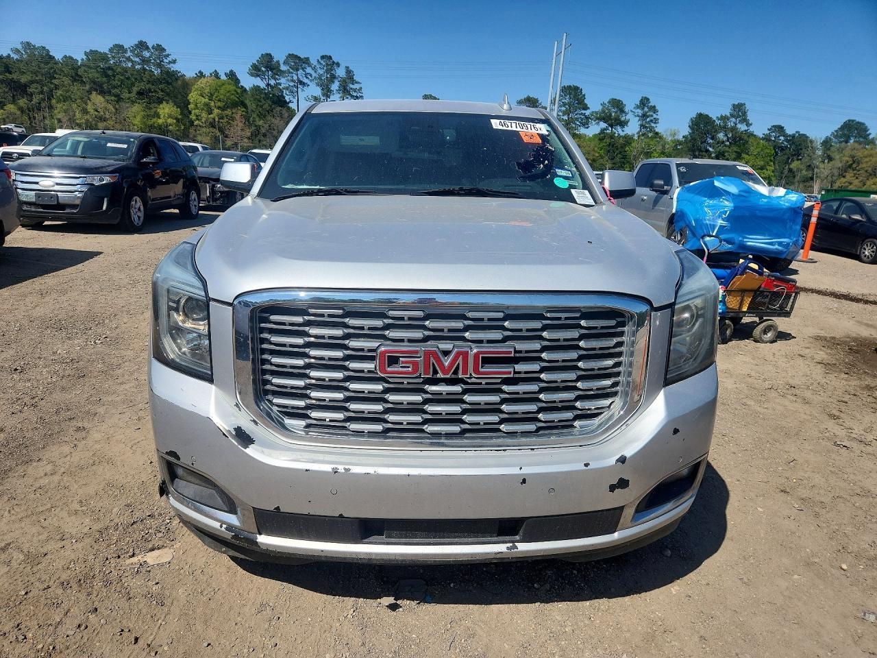 GMC YUKON