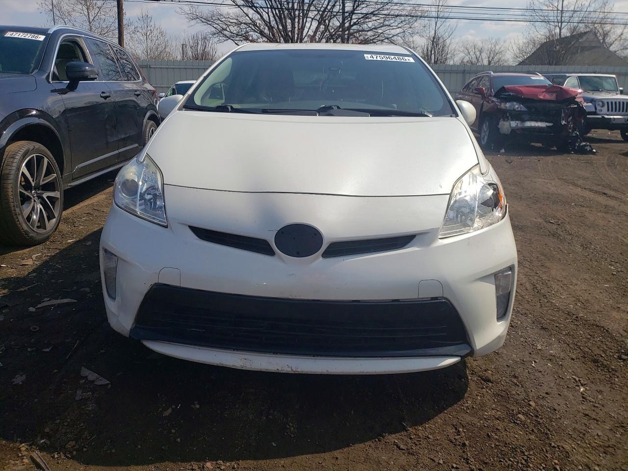 TOYOTA PRIUS