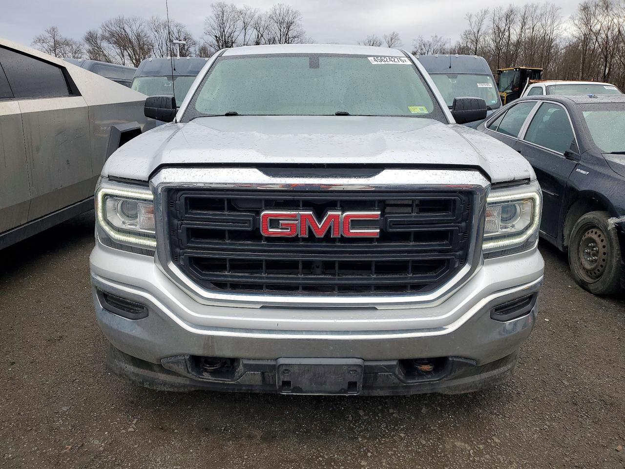 GMC SIERRA